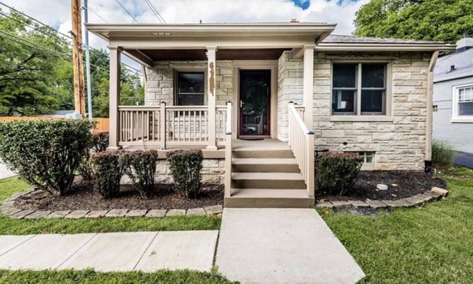 Broad Ripple House | Gorgeous 2- Story home in heart of Broad Ripple & close to Indy downtown