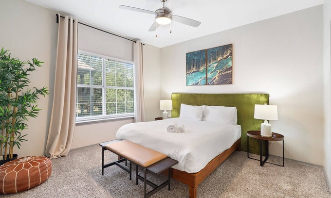 North Burnet Apartment | Gorgeous 2BR next to the Domain 0945