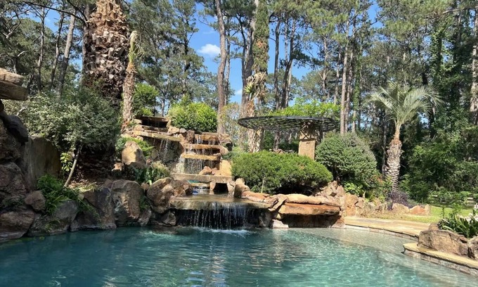 Cypress House | Gorgeous 5-bedroom country house in Cypress, Houston with Outdoor pool and SPA