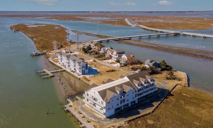 Chincoteague House | Gorgeous Channel Views!