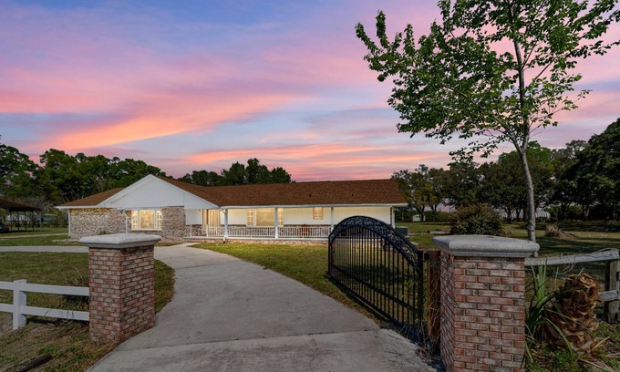 Fellowship Other | Gorgeous Equestrian Ranch - 5 Miles to HITS, 7 miles to WEC, Hot Tub, 4 Acres