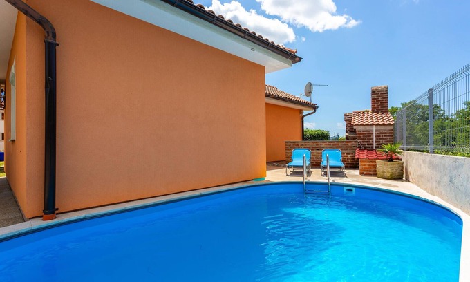 Sveti Vid-Miholjice House | Gorgeous home in Sveti Vid-Miholjice