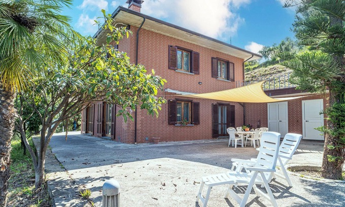 Castellabate House | Gorgeous home in Castellabate with WiFi