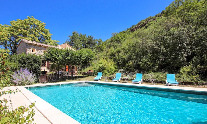 Curnier House | Gorgeous home in Curnier