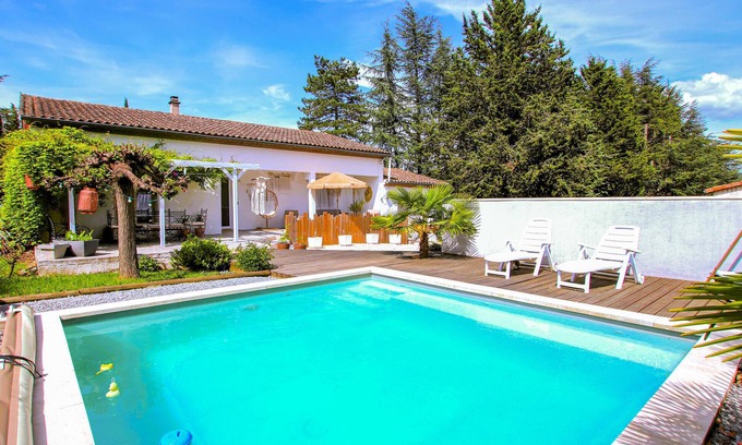 Grospierres House | Gorgeous home in Grospierres