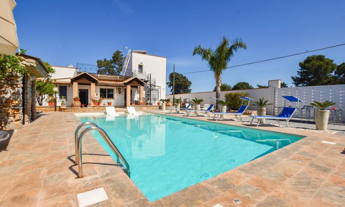 Terrasini House | Gorgeous home in Terrasini