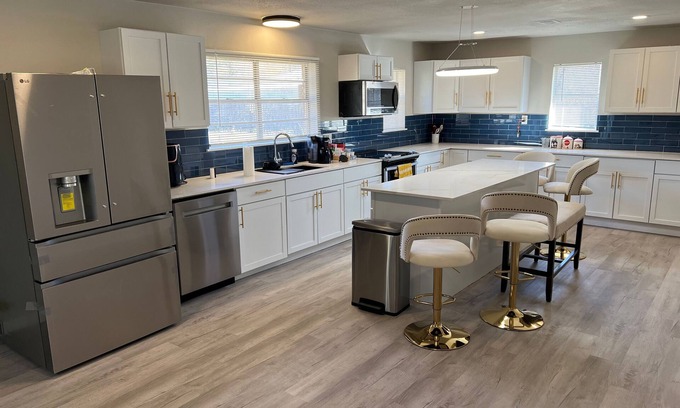 Bevil Oaks House | Gorgeous house retreat