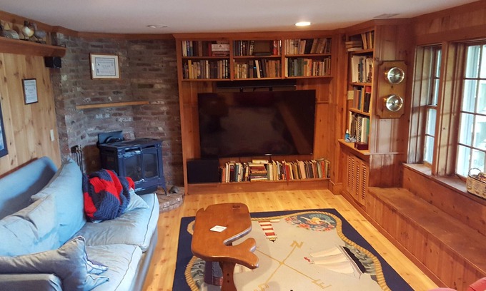 East Harwich Apartment | Gorgeous lake beachfront private apartment with canoe, kayaks, & home theatre