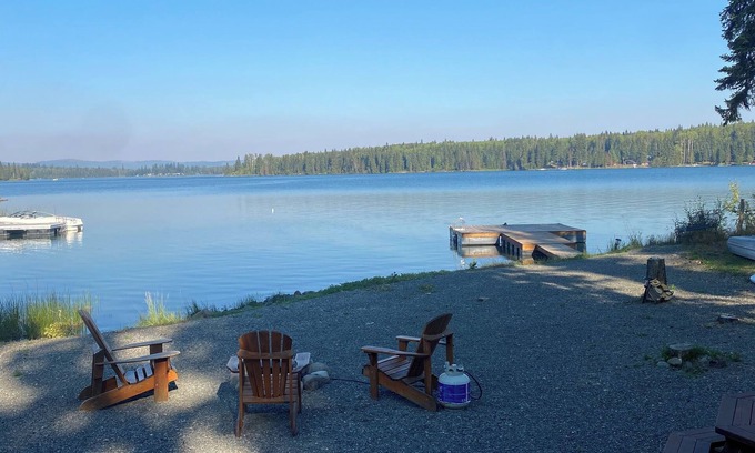 Sheridan Lake Cabin | Gorgeous Lakefront cabin, pet friendly!