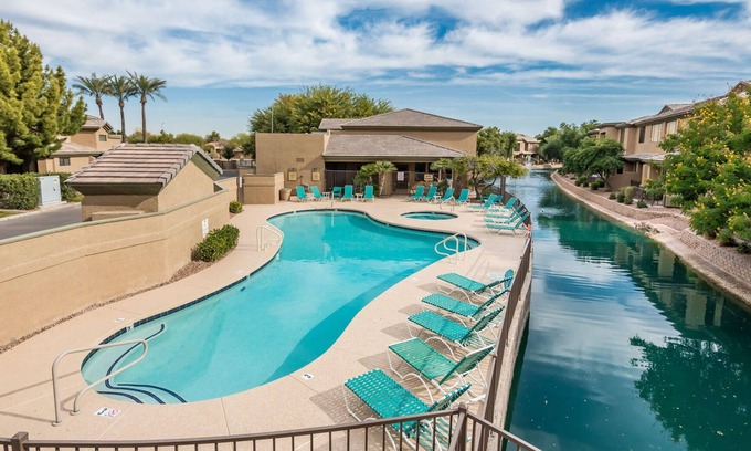 Fox Crossing Condo | Gorgeous Luxury Condo hardwood/granite/all renovated on Water in Ocotillo area