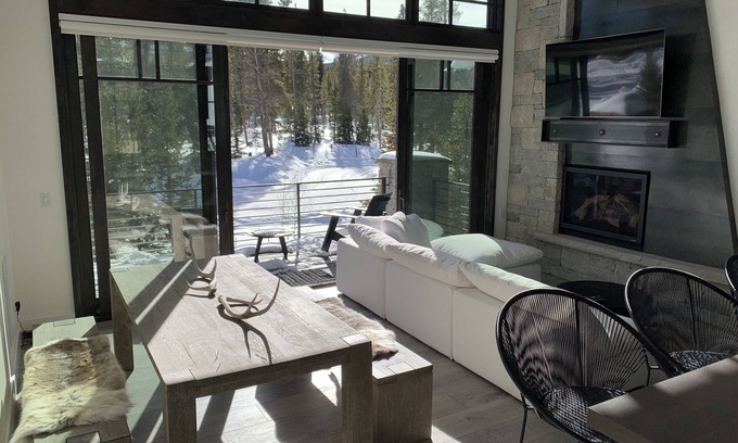 Peak 8 House | GORGEOUS MOUNTAIN MODERN HOME! - 2 bedroom/2bath Suite