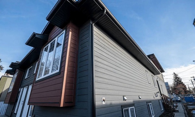 North Central Edmonton Apartment | Gorgeous Penthouse