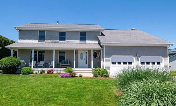 Point Judith House | Gorgeous Sandhill Cove Vacation Home!