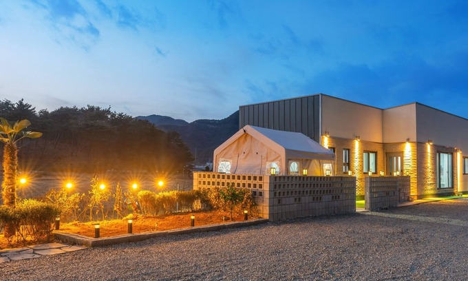 Goseong House | Goseong Hoostay Caravan Pension