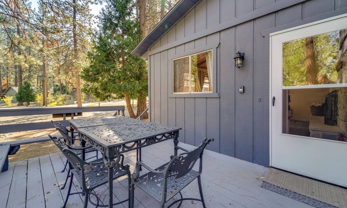Graeagle Cottage | Graeagle Vacation Rental Cabin w/Game Room!