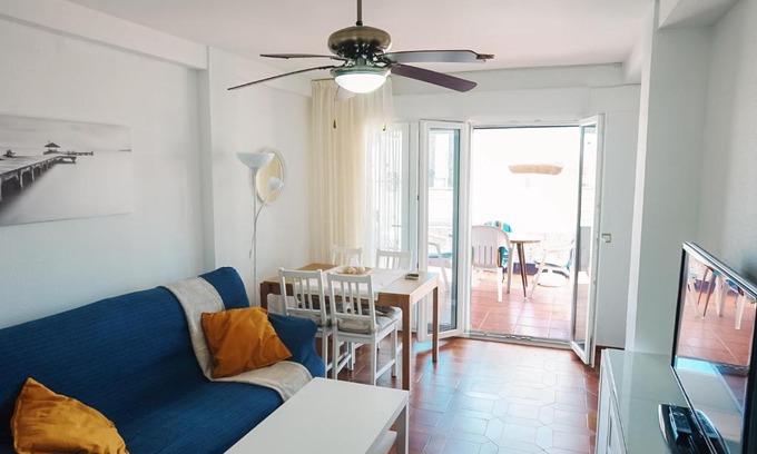 Playa Granada Apartment | Gran apartamento en primera línea Motril