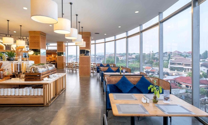Semarang Hotel | Grand Edge Hotel Semarang