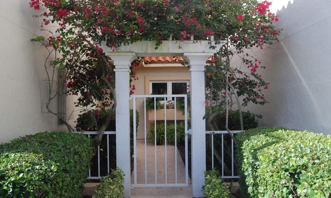 St. David's Island House | Grand Harbor 3Bedroom Townhome with full Club Golf, Tennis & Beach Membership