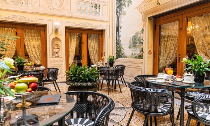 Historic Center Hotel | Grand Hotel Majestic già Baglioni