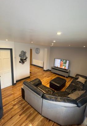South Hornchurch Apartment | Grand House