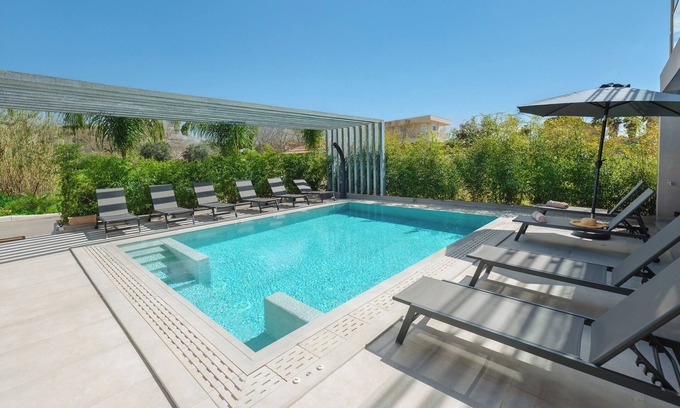 Kourouta Apartment | Grand Kourouta Pool Apartment nr1, Kourouta, Greece