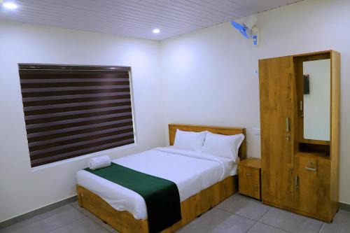 Civil Station Apartment | Grand Palace Kalpetta