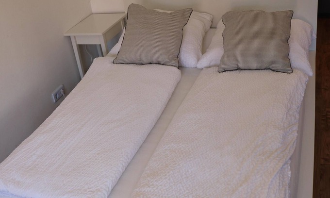 Altstadt - Sankt Lorenz Apartment | Grand Studio Apartment