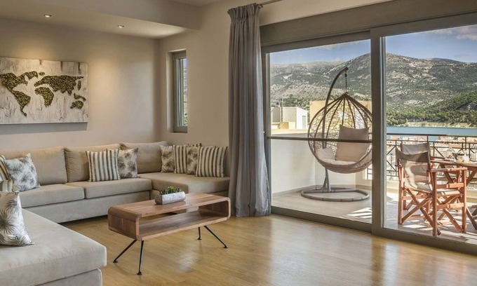 Argostoli Town Apartment | Grand View Maisonette