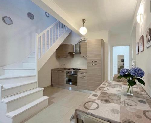 Cadorago Apartment | Grazioso Bilocale della Rosa a Cadorago