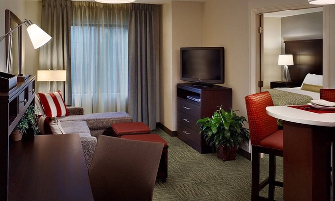 Rossford Condo | Great for Business Travelers! 24h Business Center + Free Breakfast!