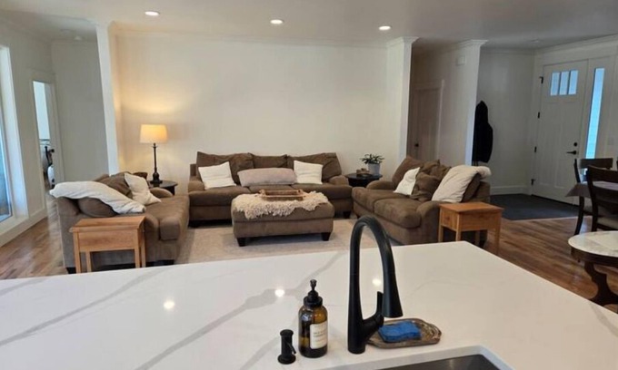 Port Angeles East House | Great Hosting Home next to Olympic National Park