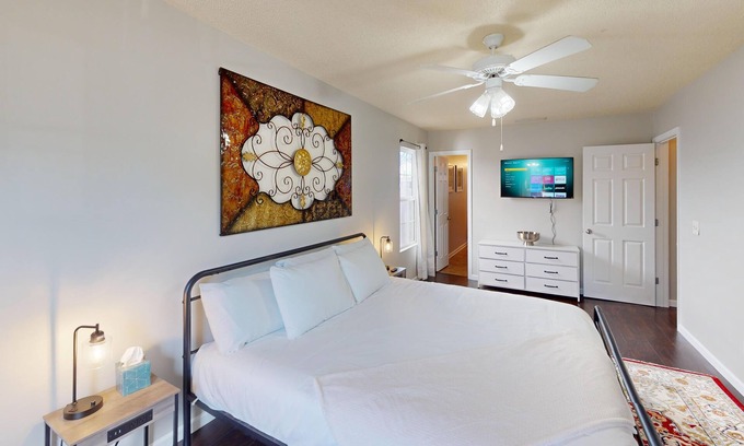 Cartersville House | Great Location, Great Value — 10%/15% Deals