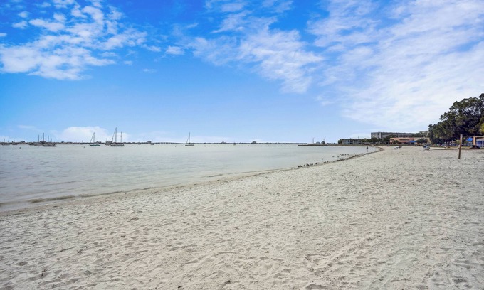 Gulfport Condo | 🌴Great Location☀Walk To Beach🐬Casa Al Mare #1🐠Historic Charm! Pet Friendly