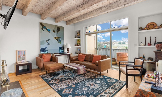 Santa Fe Condo | Great Rates | Artistic Condo Near Plaza | Views | Extended Stays