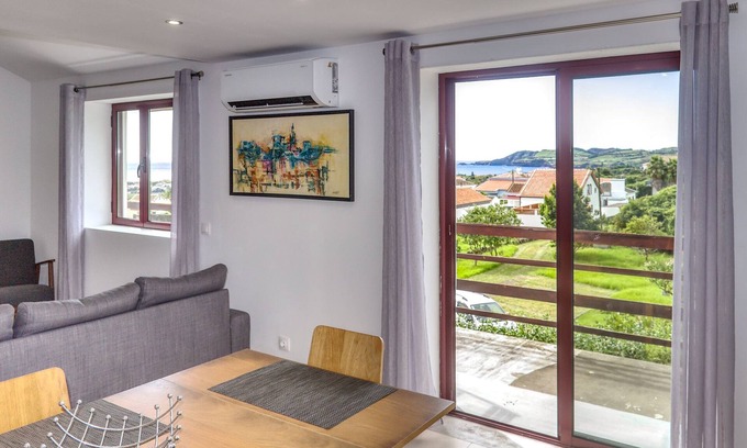 Praia da Vitoria Condo | Great View Apartment (AL)