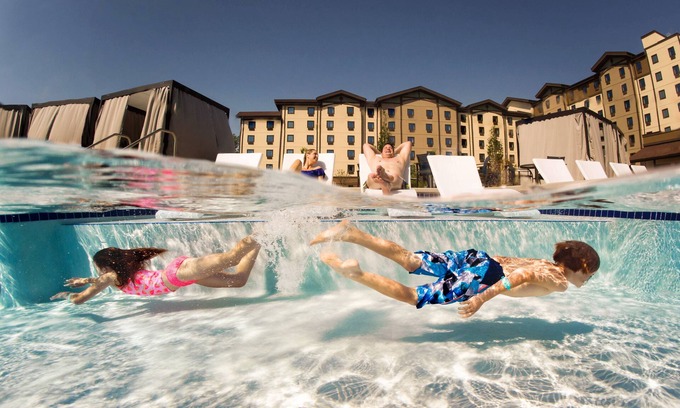 Grapevine Resort | Great Wolf Lodge Grapevine