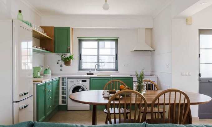 Bemparece Apartment | Green Breeze Escape!