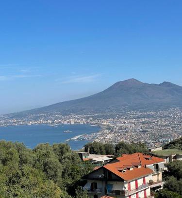 Piazza-Tralia-Pendolo Apartment | Green Heaven