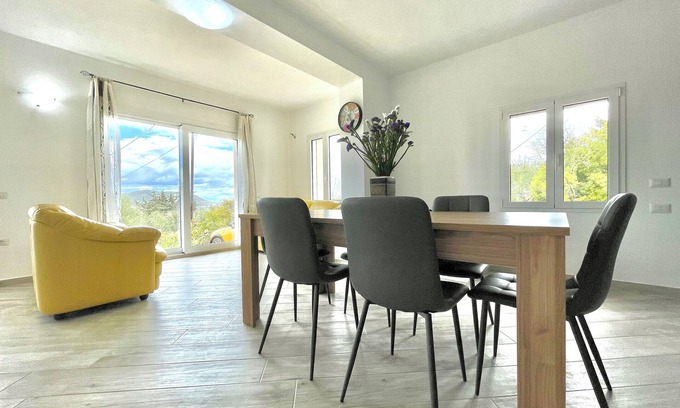 Jerzu Apartment | " Green House "