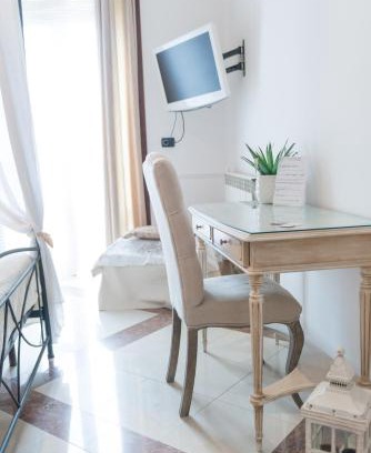 Aversa Bed & Breakfast | Green Room