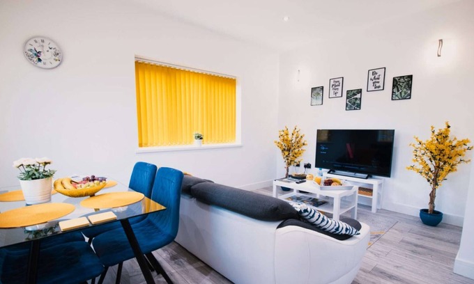 Swindon Apartment | Greenbridge Serviced Apartment