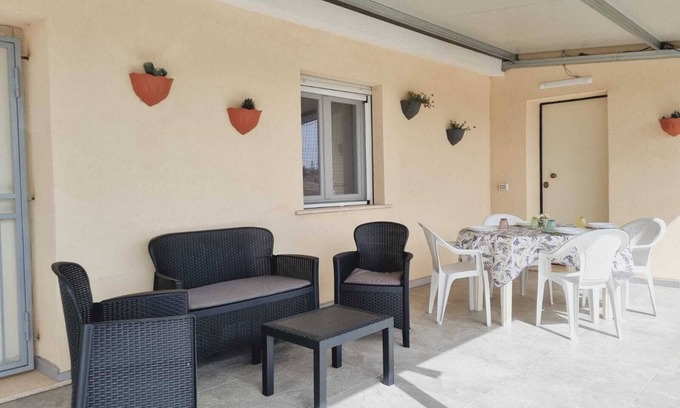 Isola di Capo Rizzuto House | GreenHouse|Fenced and air-conditioned detached villa surrounded by greenery