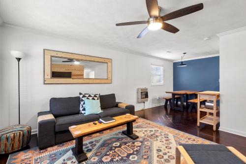 Beattyville House | Grey Duck