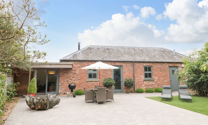 Calwich Cottage | Grey Roofs