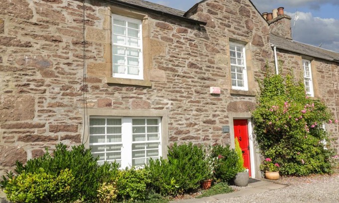 Crieff House | Greystones Cottage