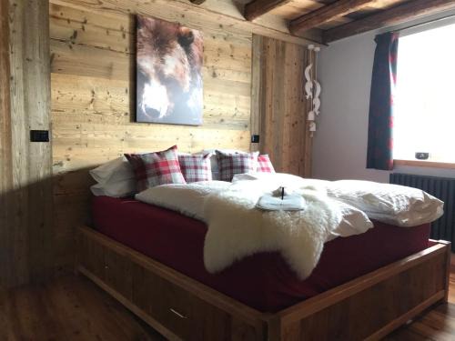 Varena Bed & Breakfast | Grizzly Haus & Frosch Restaurant - Teritoria