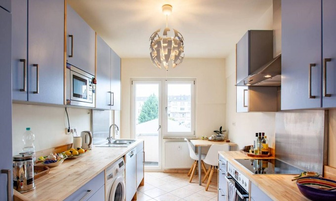 Muelheim Condo | Großzügige, Schöne Wohnung Ideal für Köln Messe und Sightseeing