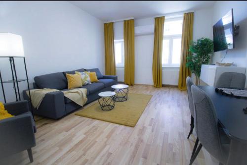 Funfhaus Apartment | Großzügiges Stadtleben l LF25