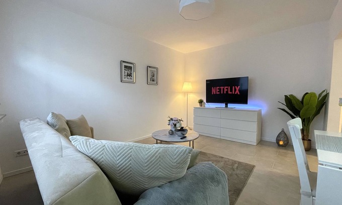 Rellinghausen Apartment | Ground floor apartment with excellent connections to public transport