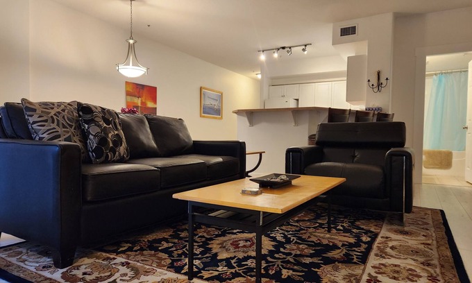 North End Condo | Ground Floor Condo in the Discovery Bay Resort- 90 Day Min -